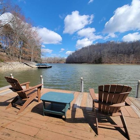 Lakeside Haven Dock/Slip Fire Pit Game Room Kayaks Winchester Exterior foto